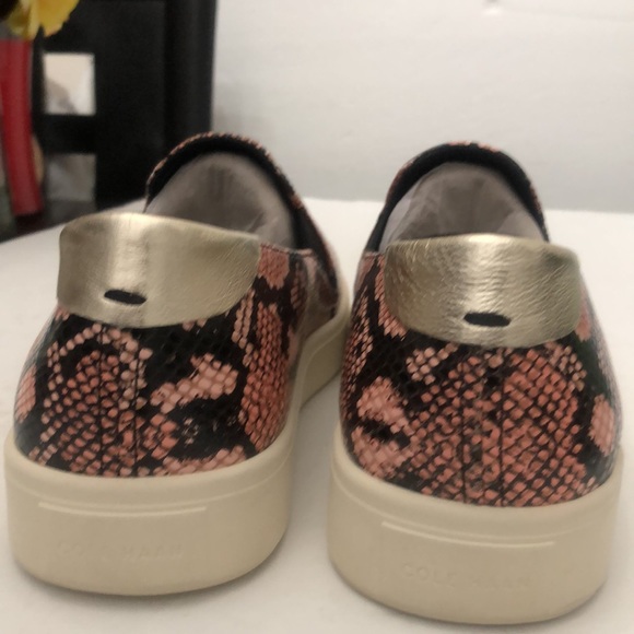 COLE HAAN GRANDPRO SPECTATOR SLIP- ON SNEAKERS  WOMENS SIZE 7.5 - Picture 3 of 15